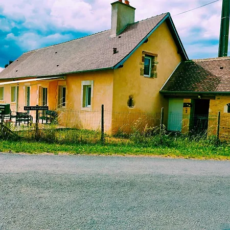 Maison Chaleureuse Avec Cheminee Coulans-sur-Gee