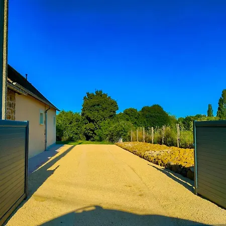 Holiday home Maison Chaleureuse Avec Cheminee